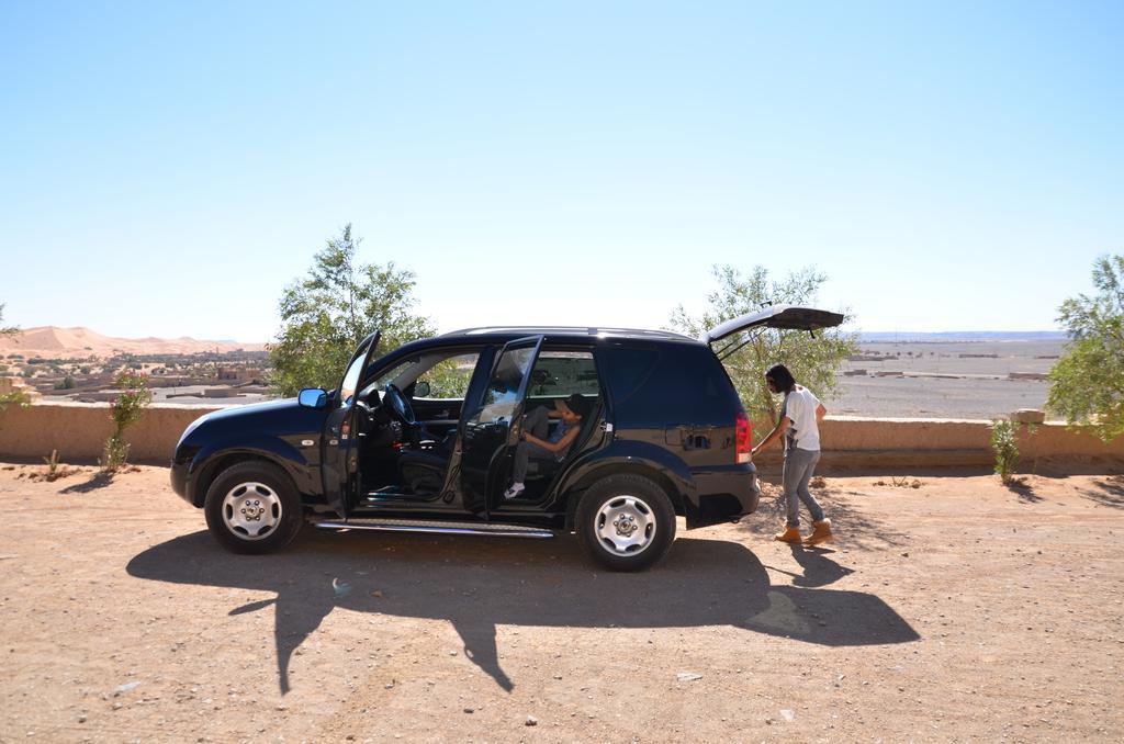Riad Desert Camel メルズーガ エクステリア 写真