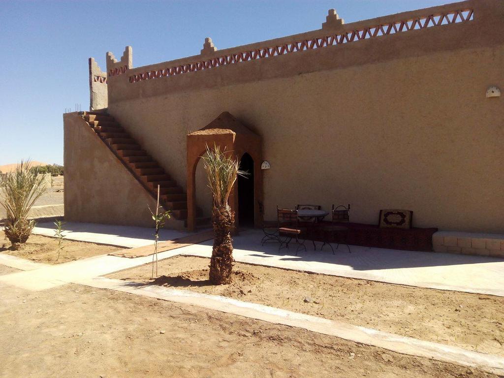 Riad Desert Camel メルズーガ エクステリア 写真