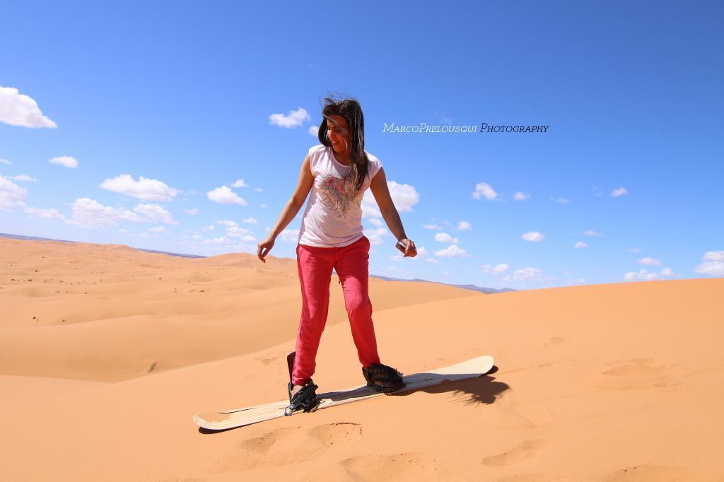 Riad Desert Camel メルズーガ エクステリア 写真