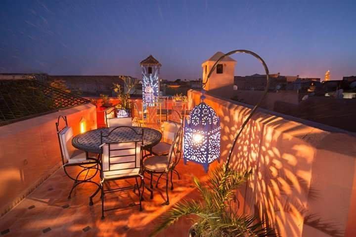 Riad Desert Camel メルズーガ エクステリア 写真